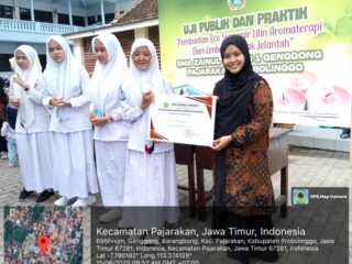 Eco Souvenir dari Santriwati SMA Zainul Hasan 1 Genggong: Lilin Aromaterapi Ini Terbuat dari Minyak Bekas